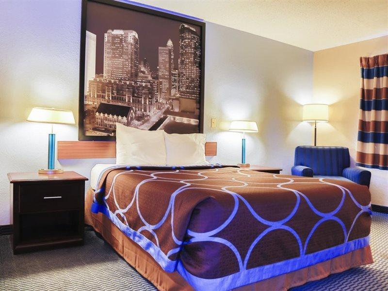 Super 8 By Wyndham Charlotte University Εξωτερικό φωτογραφία