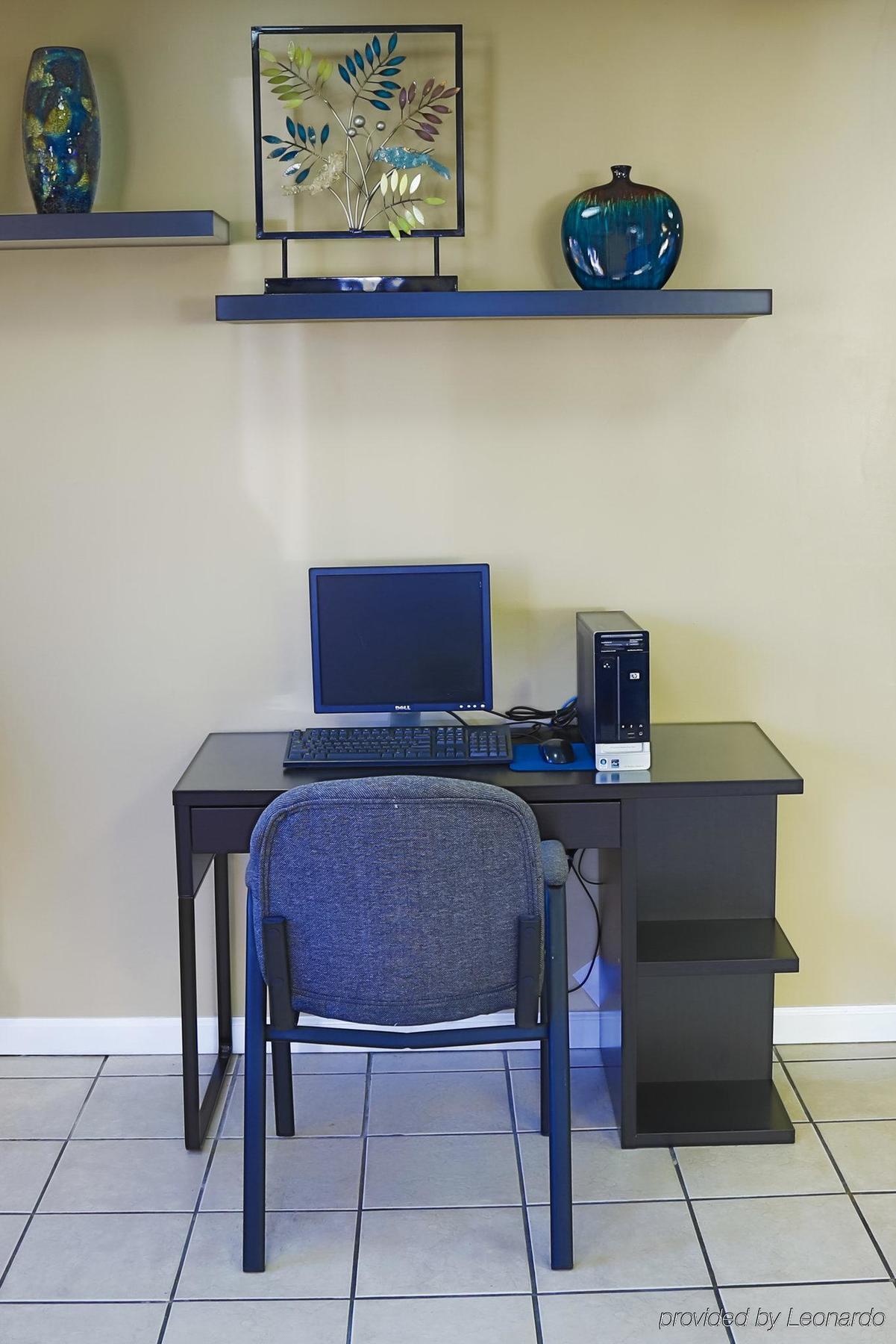 Super 8 By Wyndham Charlotte University Εξωτερικό φωτογραφία